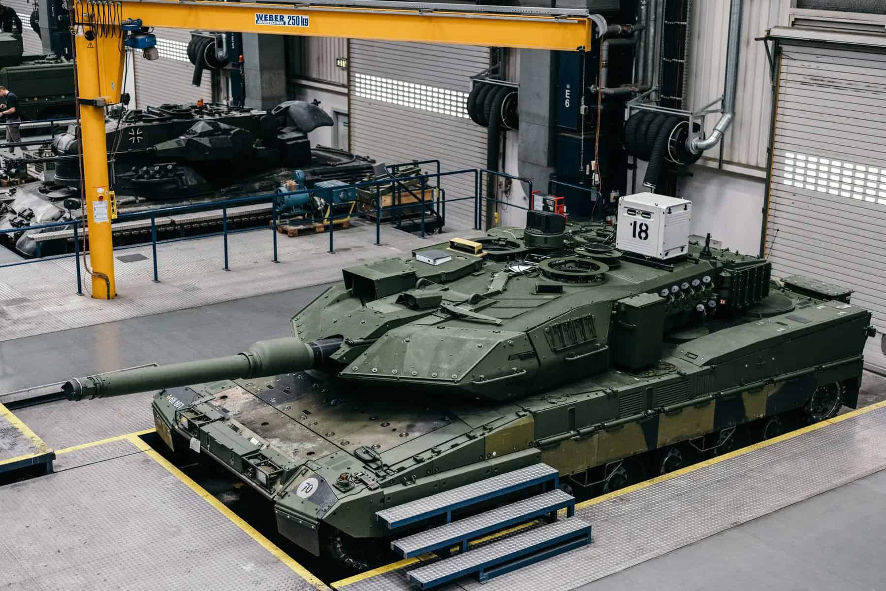 Литва хоче самостійно збирати замовлені Leopard 2A8