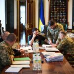 Зеленський розповів про нараду з військовими