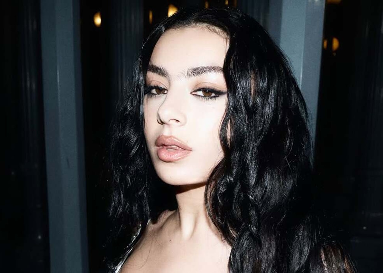 Співачка Charli XCX вийшла заміж