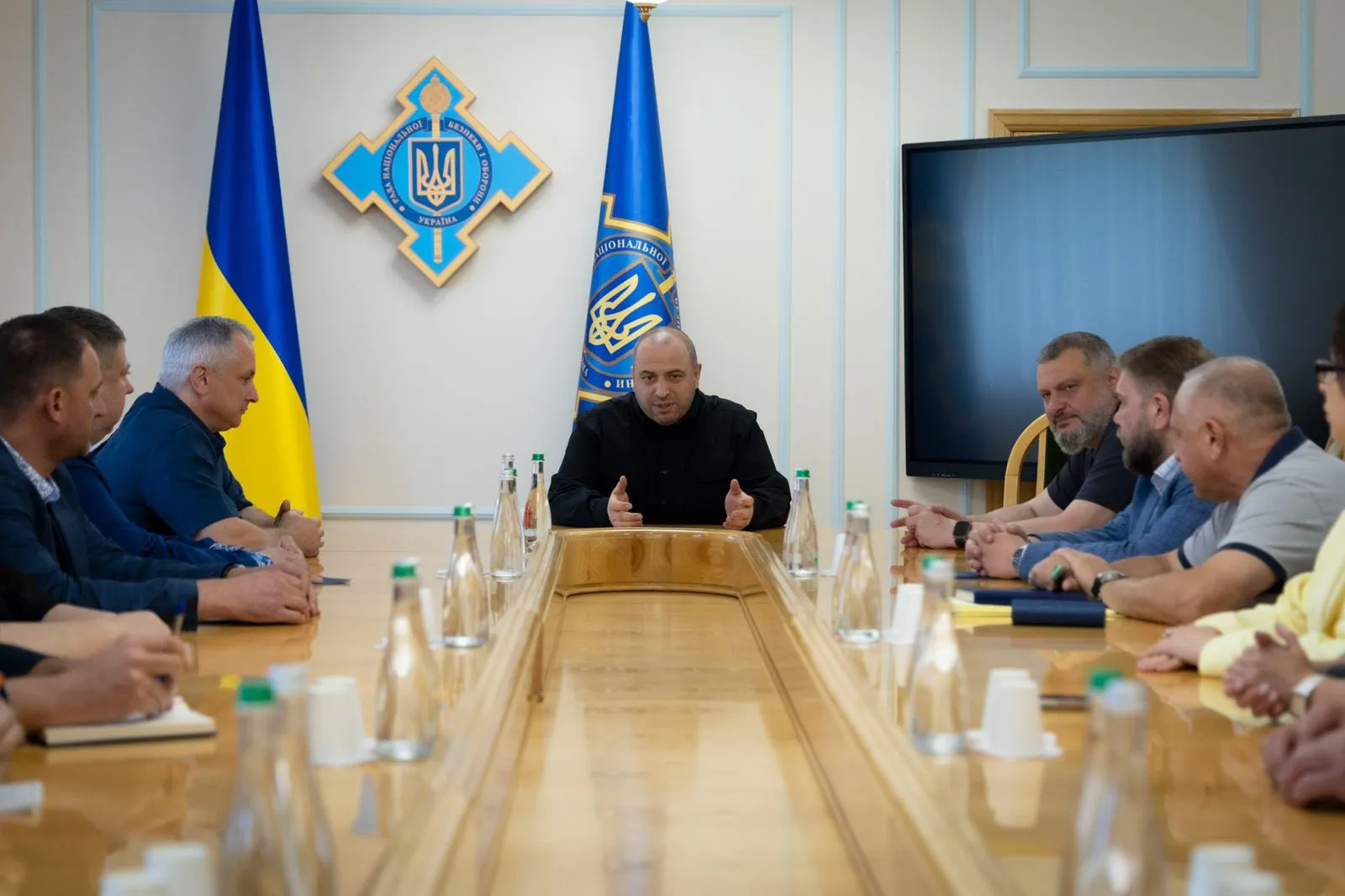 Рустем Умєров очолив РНБО після відставки з Міністерства оборони