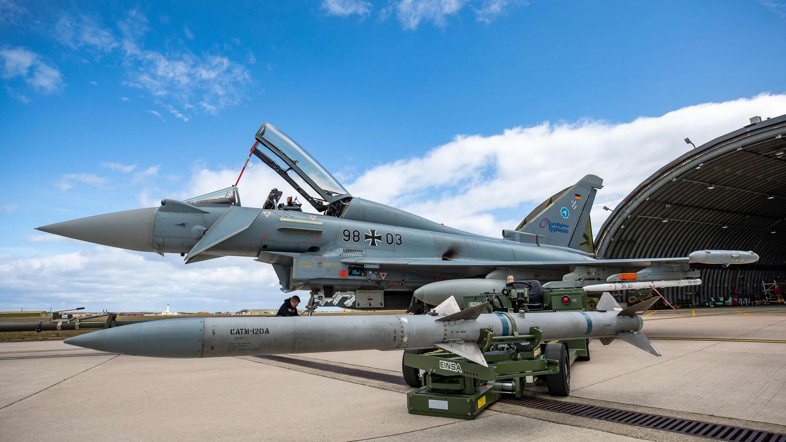 Нові німецькі Eurofighter Typhoon отримають шведські системи РЕБ
