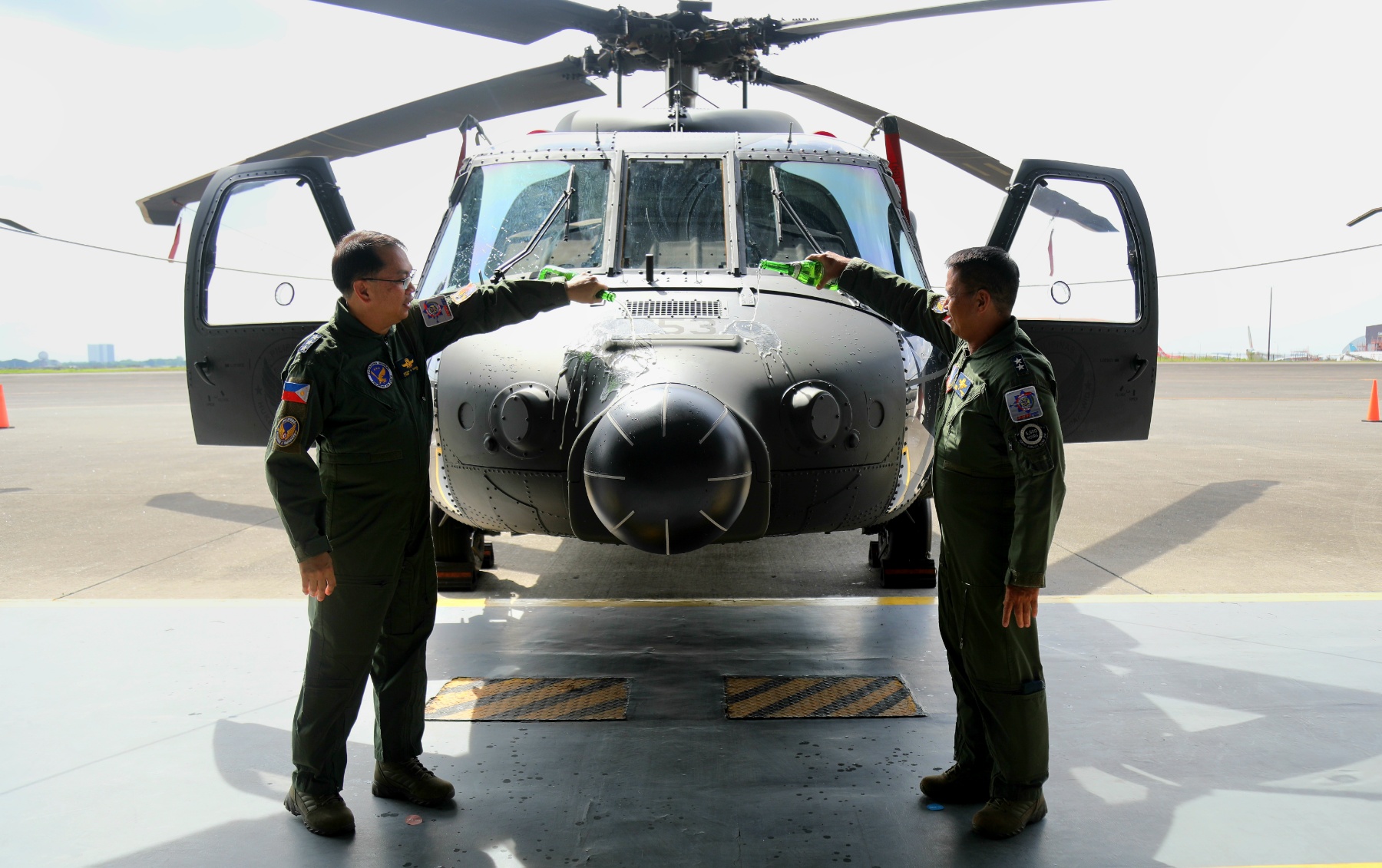 Філіппіни отримали ще п’ять S-70i Black Hawk виготовлених у Польщі