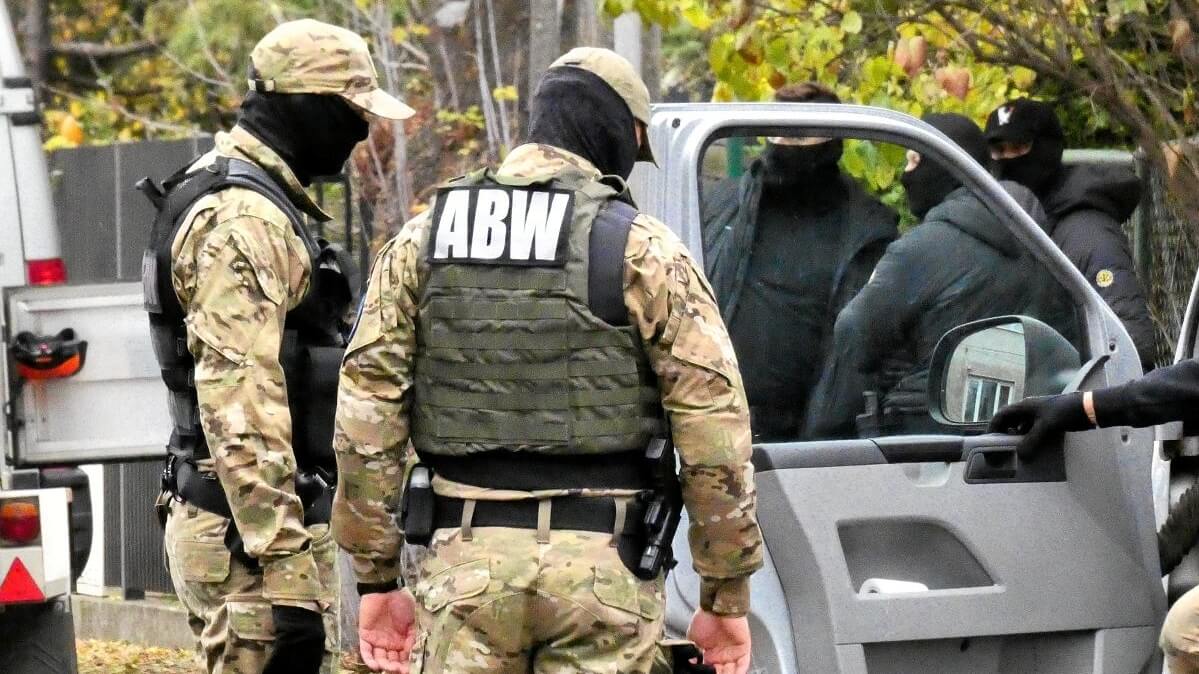 У Польщі за підозрою у шпигунстві затримали помічника військового аташе Казахстану