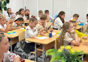 В Україні навчальний рік розпочали 3,5 млн школярів