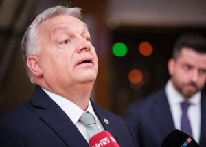 Орбан: Продовження війни є програшною стратегією