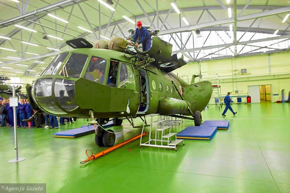Польський авіазавод купував у росіян запчастини для гелікоптерів — розслідування